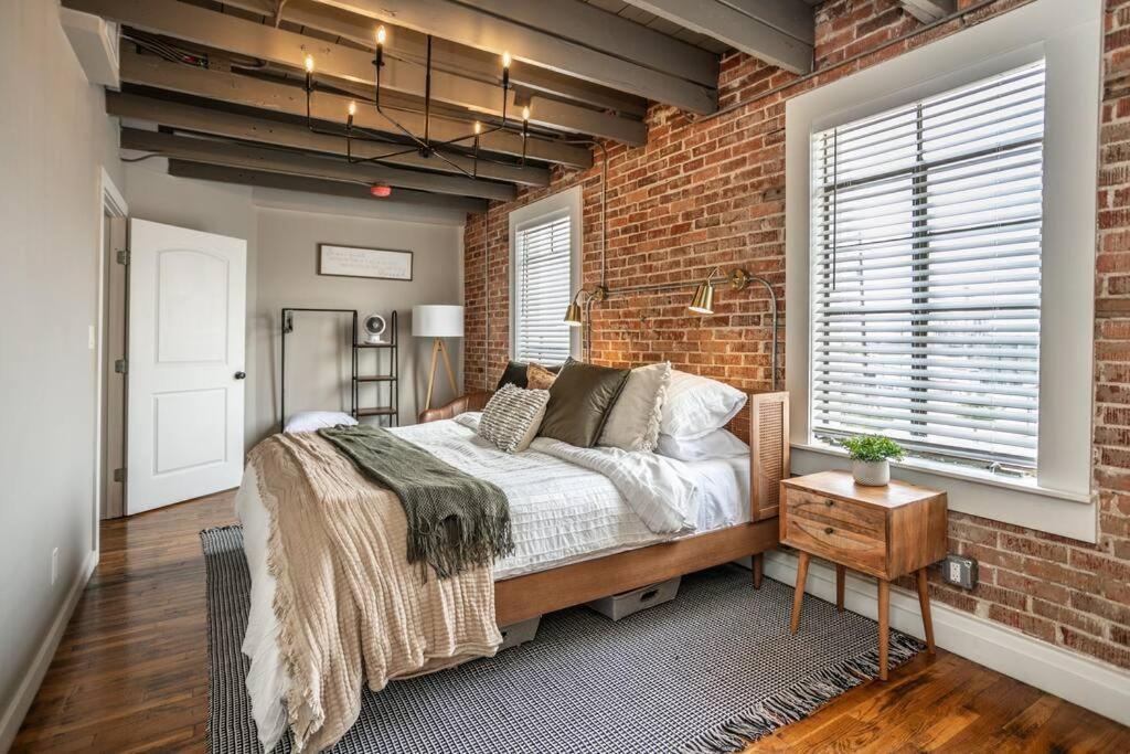 The Loft At 113 - Gateway To The North Texas Hill Country Apartment Muenster Bagian luar foto